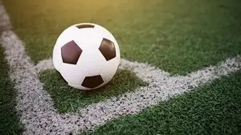 海港双喜临门：莱昂纳多造势冯劲建功，2-0亚泰豪取连捷